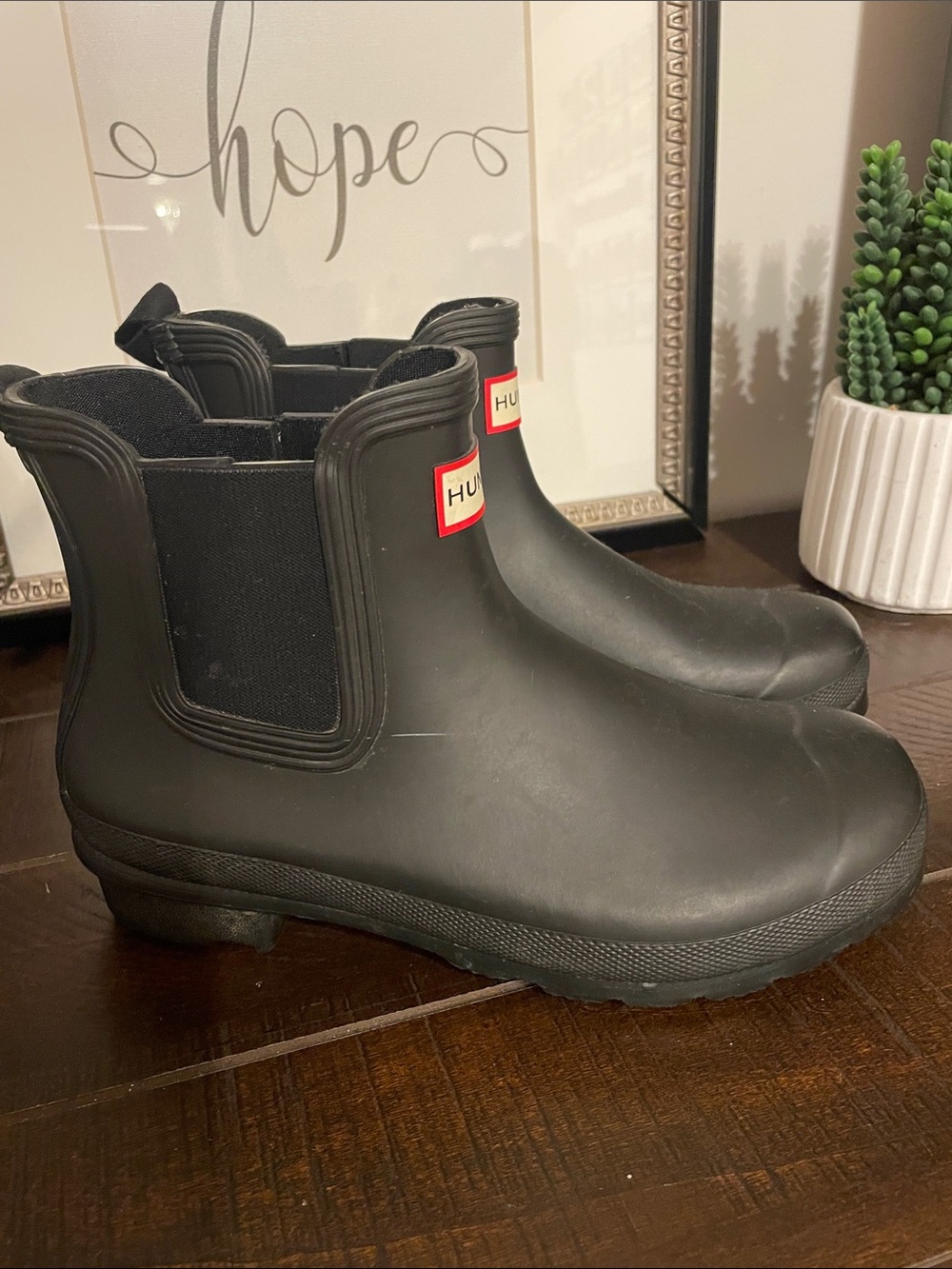 Hunter Original Black Short Chelsea Rain Boots Size 7